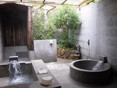 北部 5 個「特色溫泉」盤點，森林景致、無敵海景美不勝收！