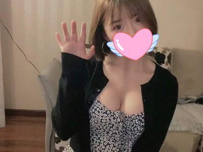 新竹東區台灣個工·照片是我本人~服務配有浴缸熱水泡足~恆溫床按摩~可挑服裝絲襪配~