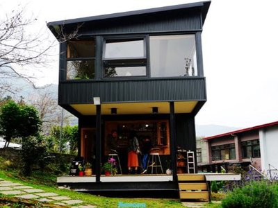 嘉義阿里山「山角鐵茶屋」｜隱藏在茶園間的新潮茶屋，氣氛一流茶飲點心也很棒！