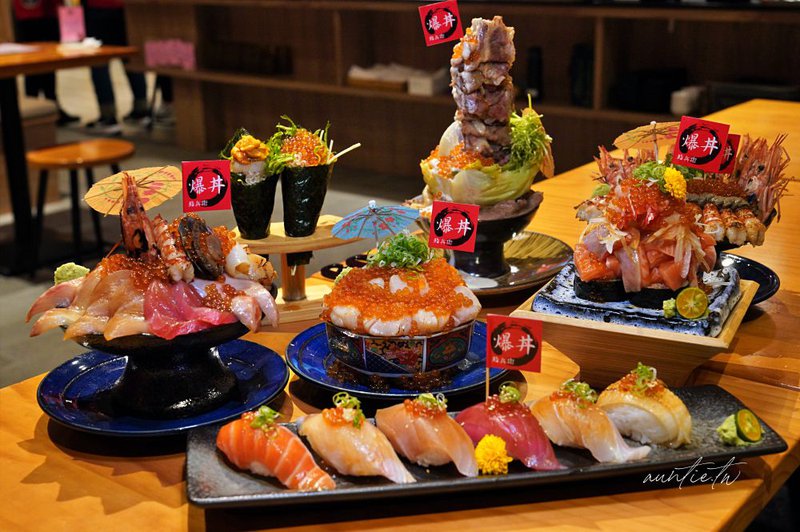 鮨兵衛暴丼專賣店，滿到不知從何吃起的浮誇系超新鮮海鮮丼！宜蘭必吃海鮮丼