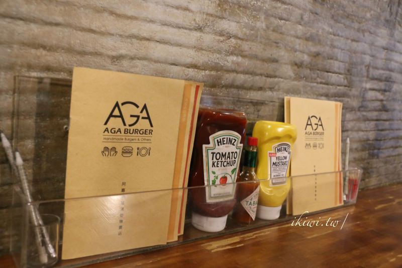 手作漢堡，阿嘉熟菜漢堡專賣店.漢堡肉汁充盈難以忘懷的好滋味，彰化火車站周邊美食