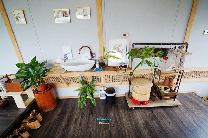 嘉義阿里山「山角鐵茶屋」｜隱藏在茶園間的新潮茶屋，氣氛一流茶飲點心也很棒！