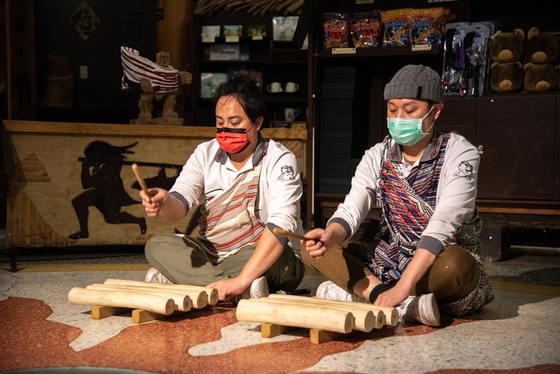 太魯閣山月村，峽谷中的小木屋，體驗部落文化與生態之美！