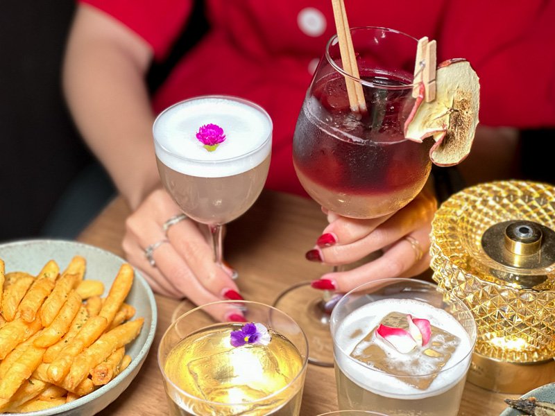 台南餐酒館「墨閣 Moger」隱身巷內的老宅酒吧！