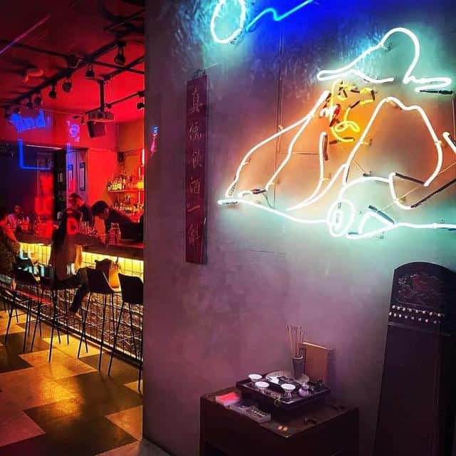 迷幻中式酒吧：桂公子酒館