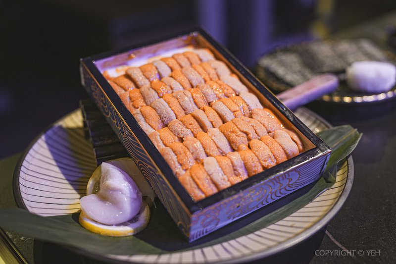 山上走走 日式無菜單燒肉專門店｜宛如置身海底隧道享用燒肉料理