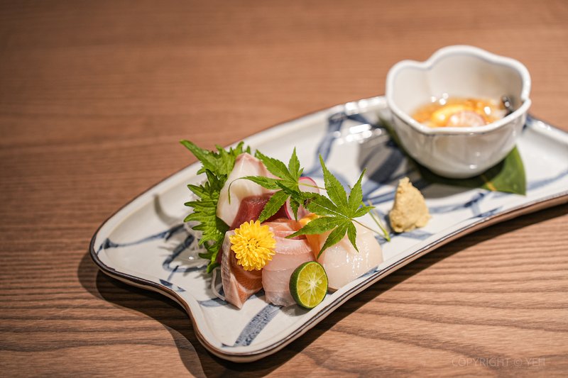 鮨 吟川 日式料理｜在幽靜的環境中品嚐主廚以時令食材變化出一道道精緻無菜單料理