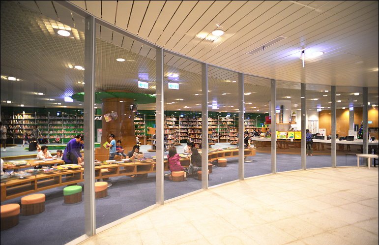 高雄市立圖書館總館｜都會質感生活