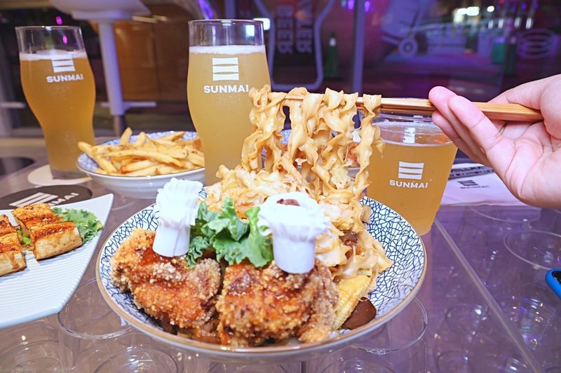 SUNMAI BAR PARK2店 | 金色三麥全新風格餐酒吧，自助啤酒區1小時暢飲$399起！