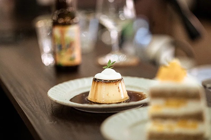 基隆餐廳:暖暮甜廚 港邊預約制甜點餐酒，脆皮千層麵、酥炸小捲實在太好吃了